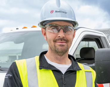 Former Xcel Energy Lineman Kellen Schmidt, 36, of Belle Plaine, Minn., turns a tragic incident into a passion for work-zone safety. As a blue hat worker, Schmidt is able to help management and employees address safety concerns and find solutions.